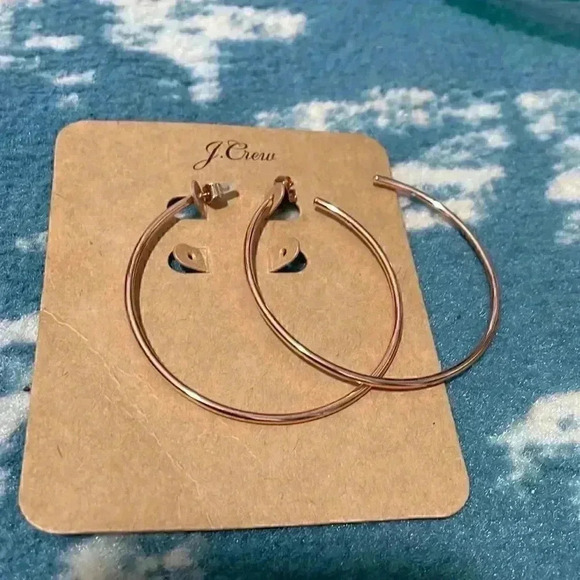 Jcrew BRASS large hoop, earrings NWT - Picture 1 of 3